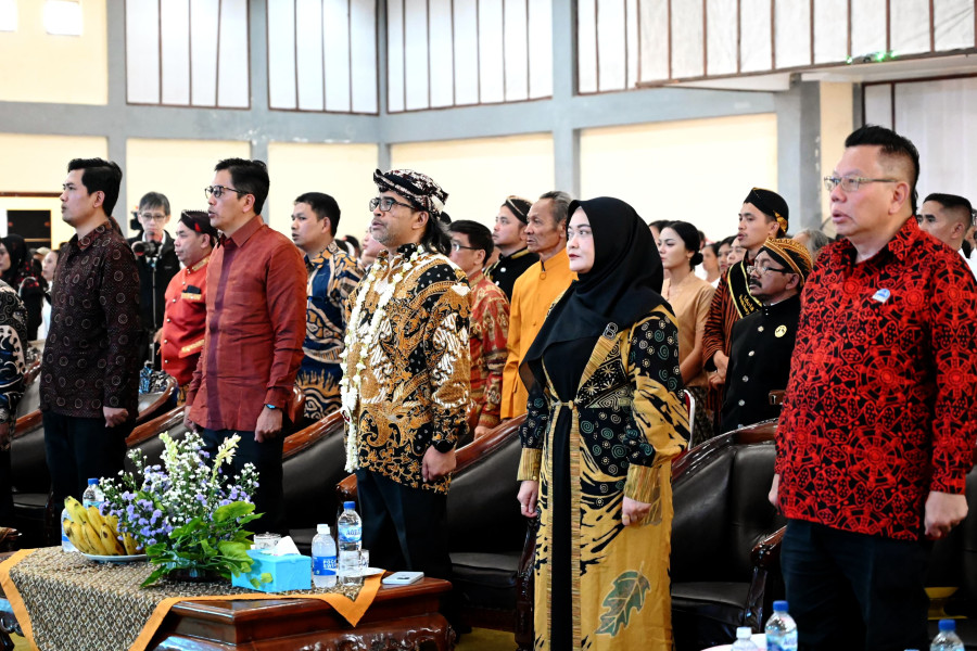 Agus Gondrong Persilahkan Umat Buddha Temanggung Pakai Rumah Dinas untuk Peringatan Hari Besar