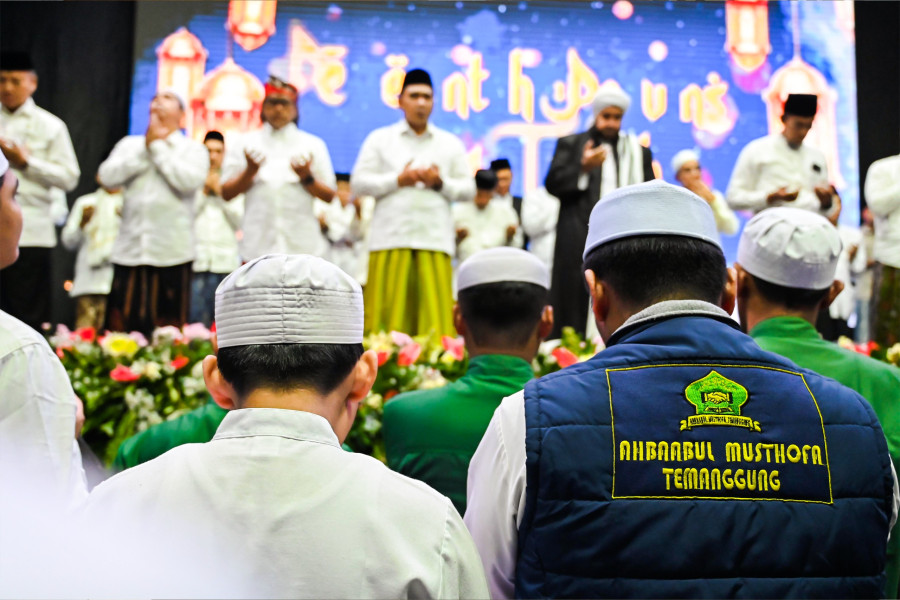Habis Syech Terkejut, Bupati Agus Gondrong Berlatar Belakang Kepala Desa