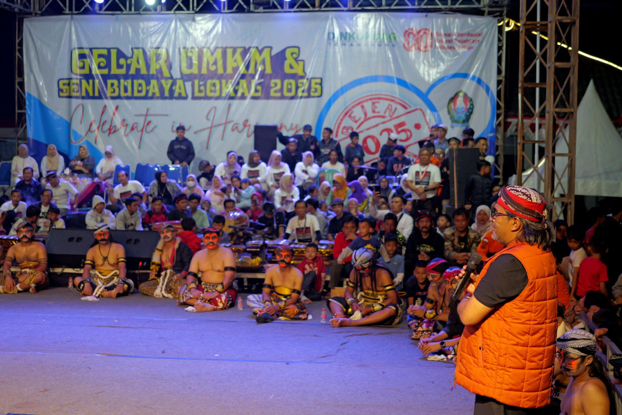 Agus Gondrong: Warokan Kades dan Perangkat Kikis Batas Pemimpin dan yang Dipimpin