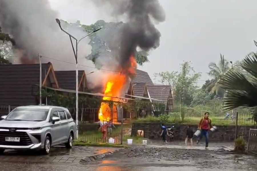 Si Jago Merah Lalap Gedung di Ponpes Zaid Bin Tsabit