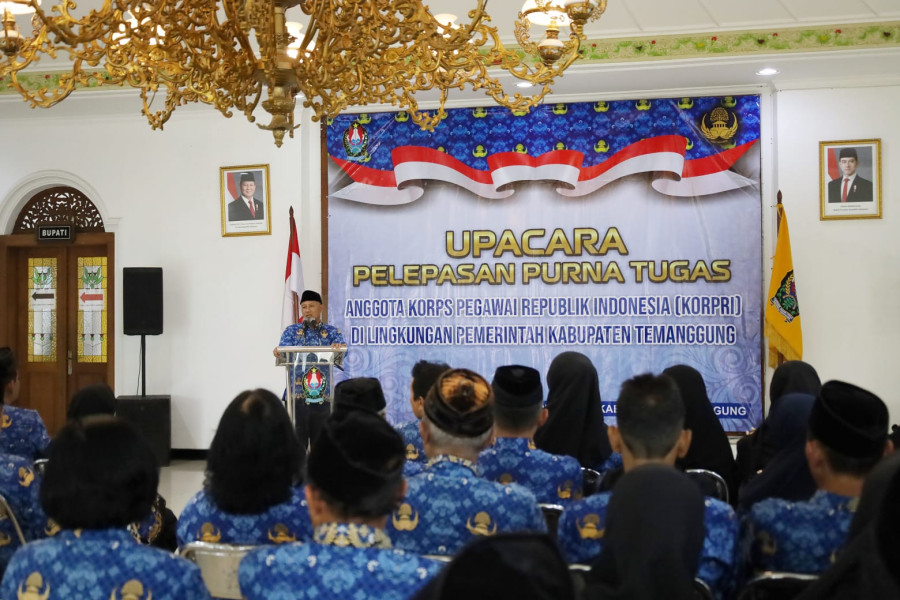 KORPRI Kabupaten Temanggung Lepas 32 ASN Purna Tugas