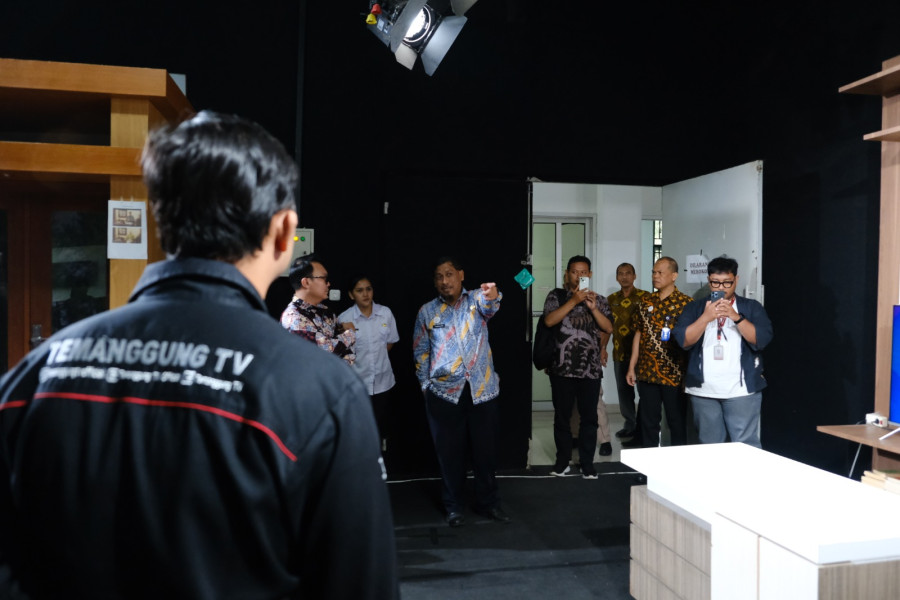 LPPL Batik TV Kota Pekalongan Lakukan Kunjungan Kerja ke LPPL Temanggung TV