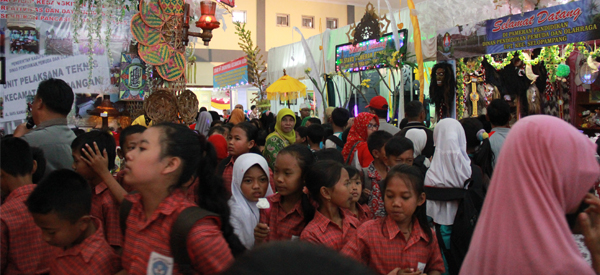 Pameran Pendidikan Ajang Pamer Kreativitas Sekolah di Temanggung