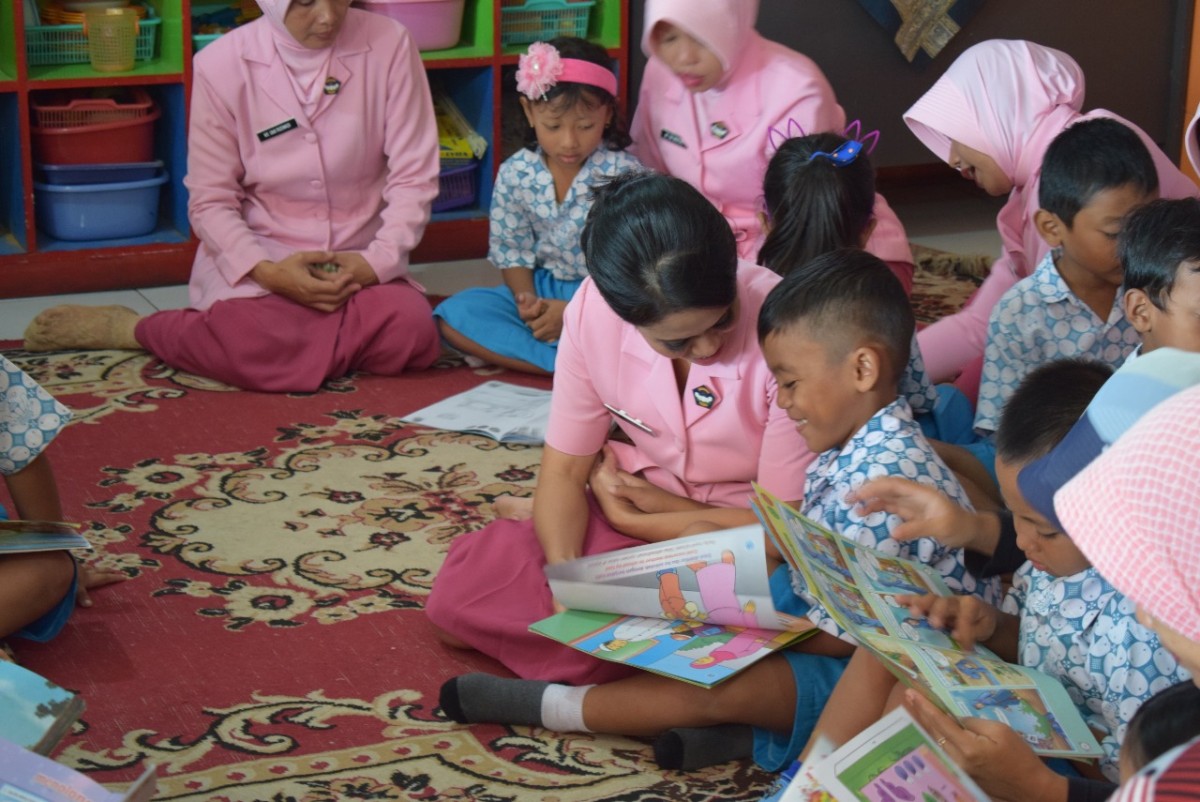 Gerakan Nasional Membaca Buku Diharapkan Dapat Membentuk Mental Anak Bangsa