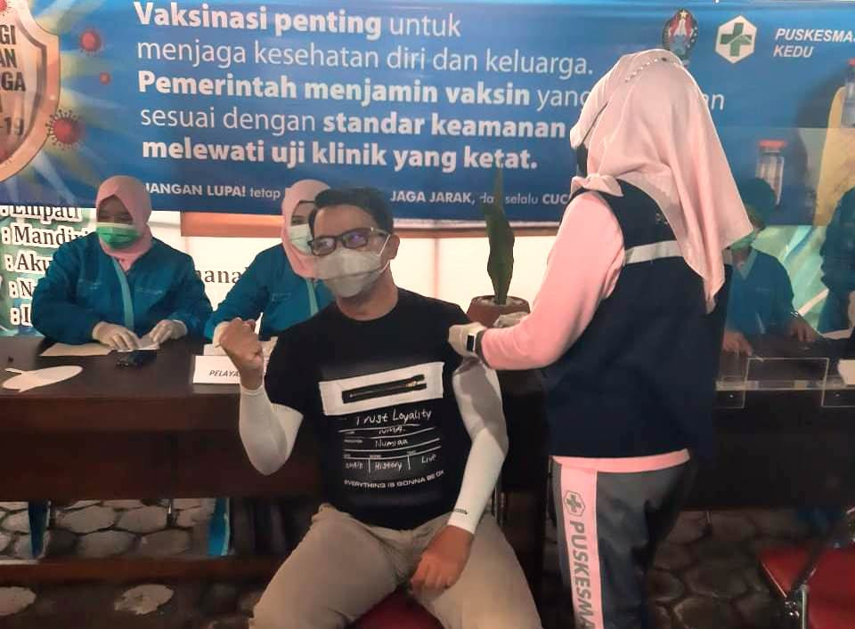 Wabup Temanggung Jalani Vaksinasi Covid-19