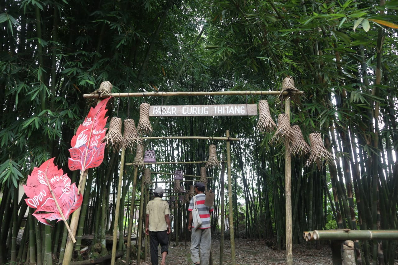 Perputaran Uang di Pasar Wisata Curug Titang Cukup Tinggi