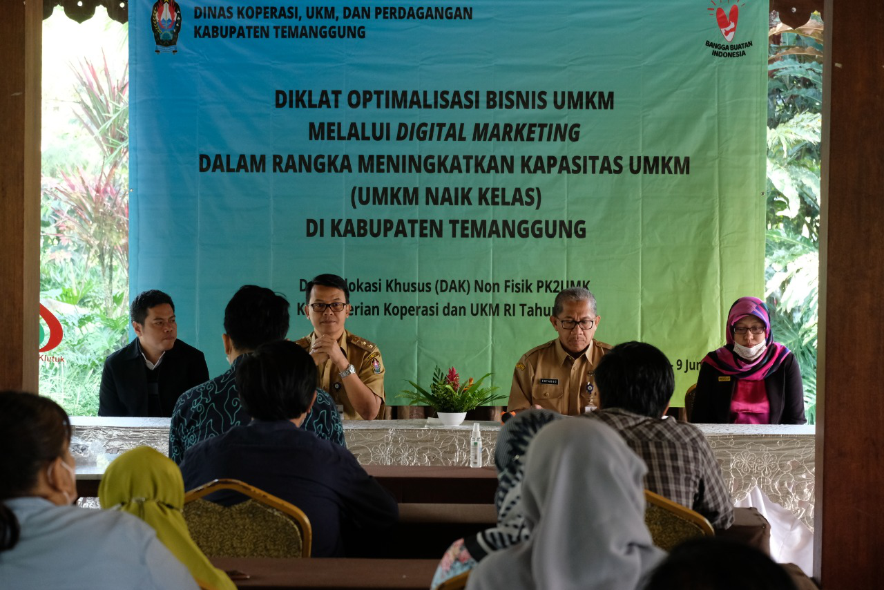 Dinkopdag Adakan Diklat Optimasilisasi Bisnis UKM Lewat Digital Marketing