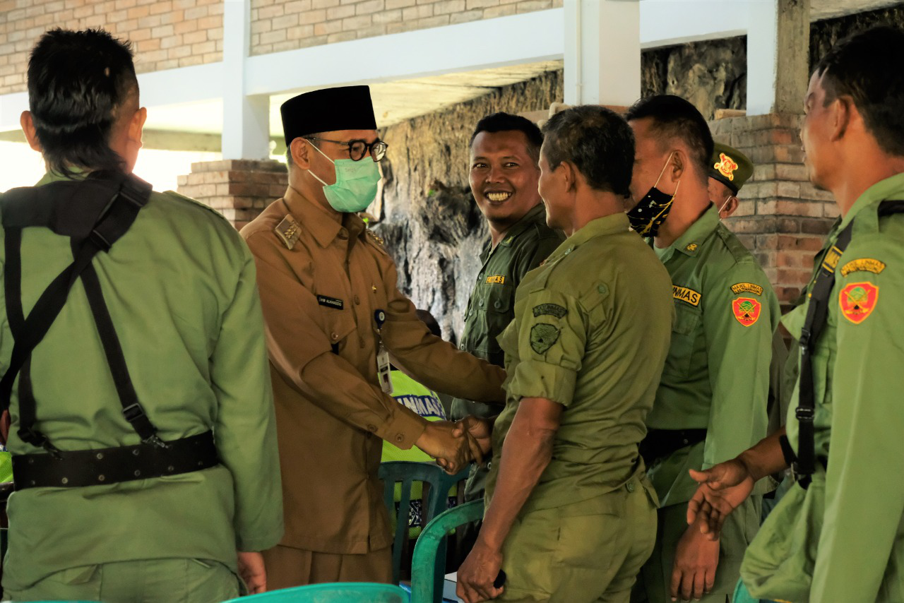 Sosialisasi Aturan Cukai Tembakau kepada Satlinmas