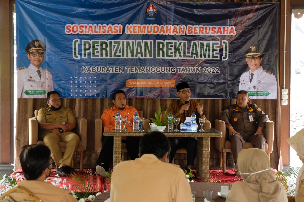 Pemkab Sosialisasikan Kemudahan Berusaha Perijinan Reklame