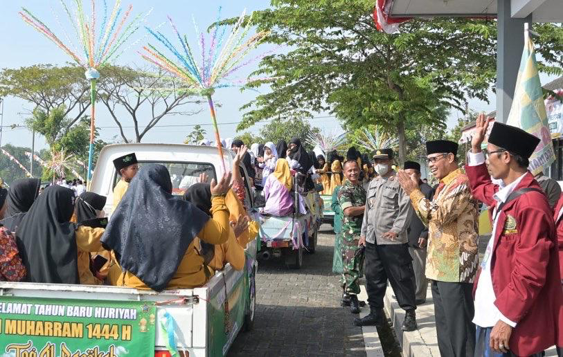 Sambut Tahun Baru Hijriah, TPQ se-Kecamatan Tembarak Gelar Pawai Mobil Hias