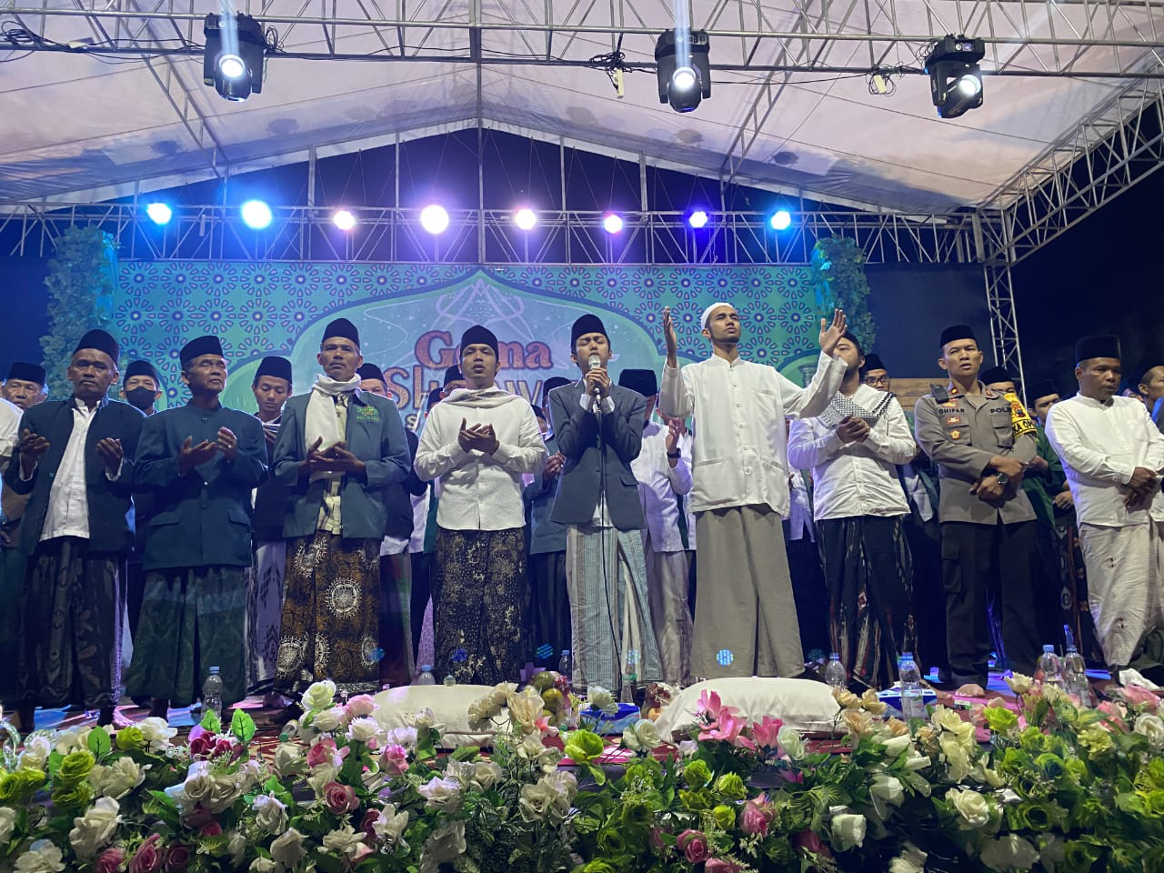 Satu Abad NU, MWC Kedu Adakan Gema Sholawat 1000 Rebana