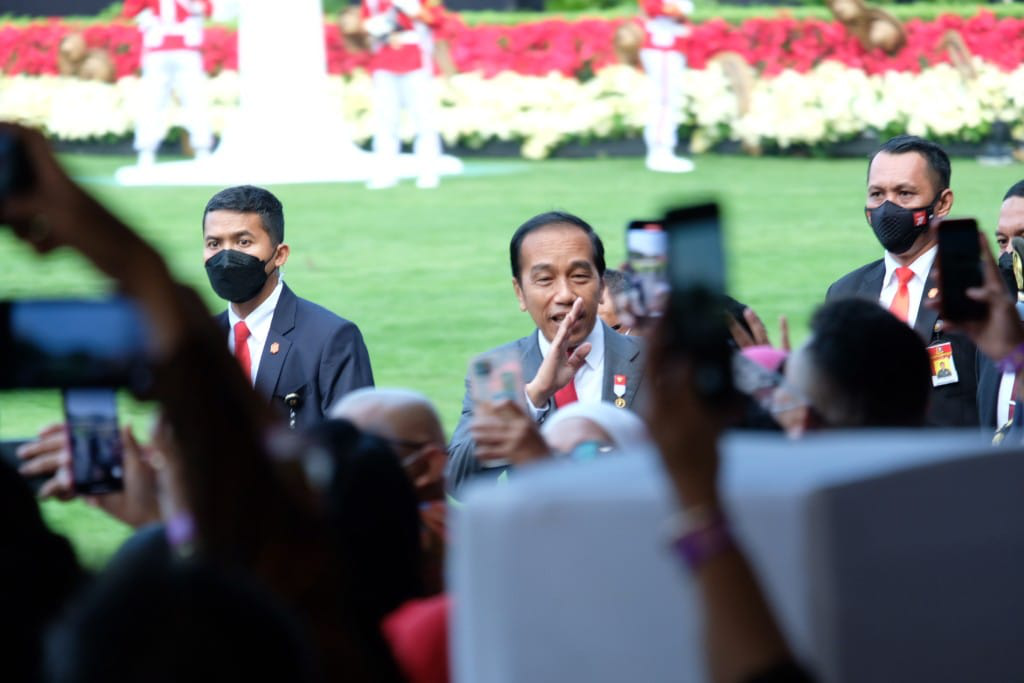 Upacara Penurunan Bendera Merah Putih di Istana Merdeka Dimeriahkan Penampilan Seni