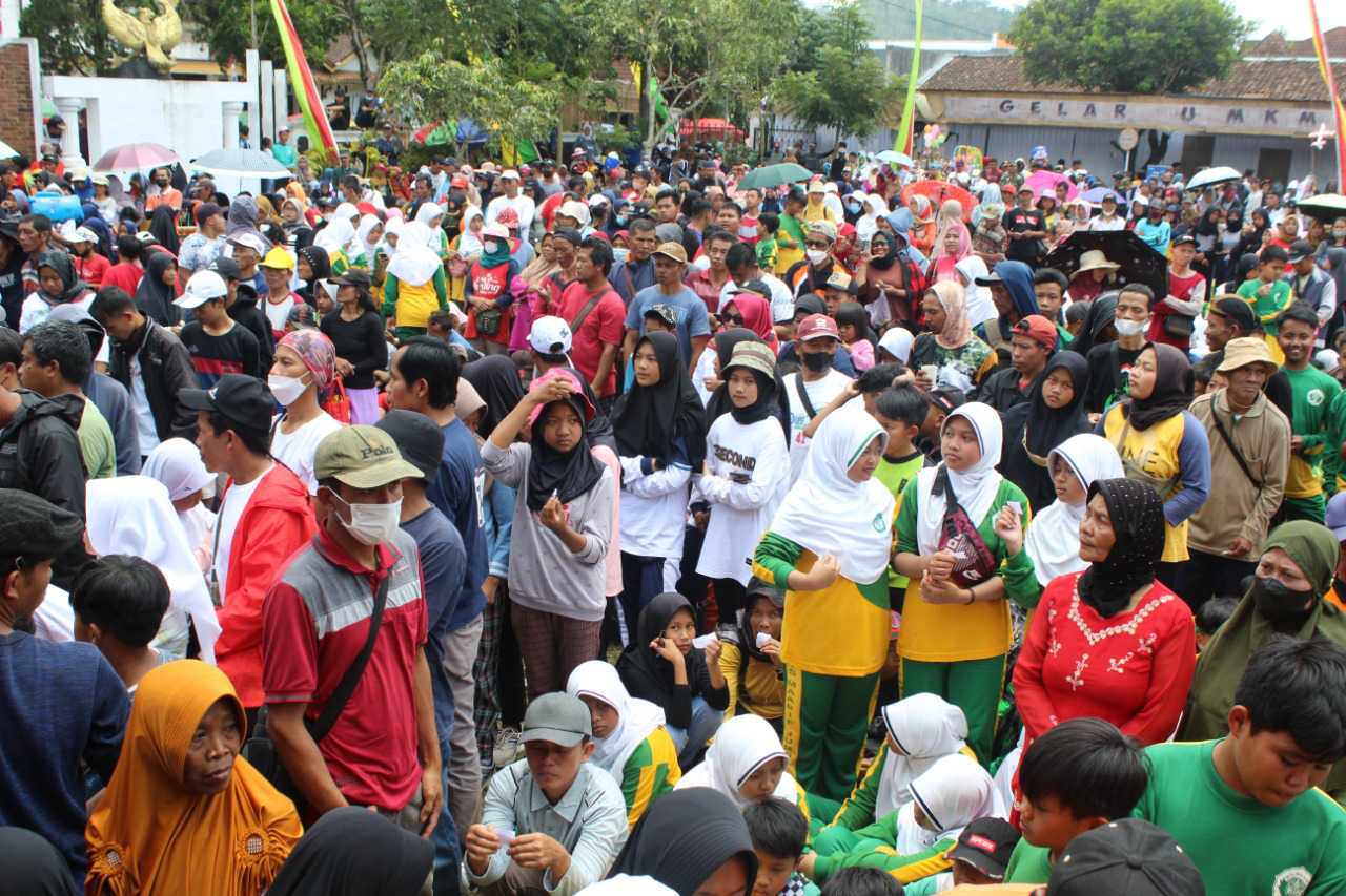 Jalan Santai Jumo, dalam rangka HUT ke-188 Temanggung Berhadiah Sapi