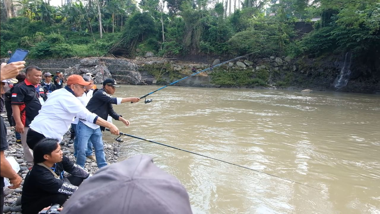 Lomba Mancing Sungaiku Rumahku, Meriahkan HUT ke-188 Temanggung