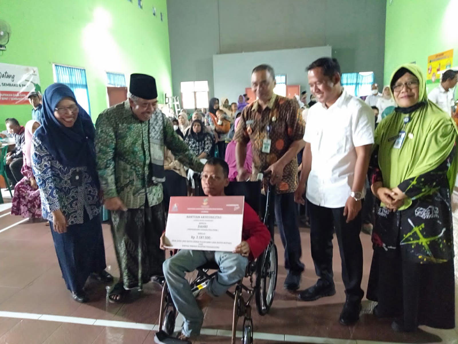 Pemerintah Cairkan Tiga Program Bansos