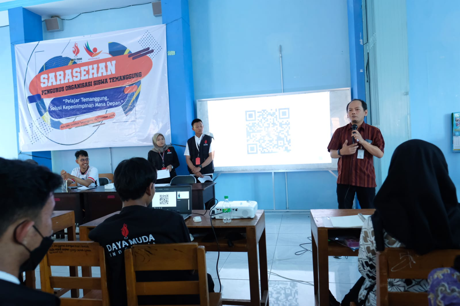 Brain Storming bagi Pengurus Organisasi Siswa Temanggung