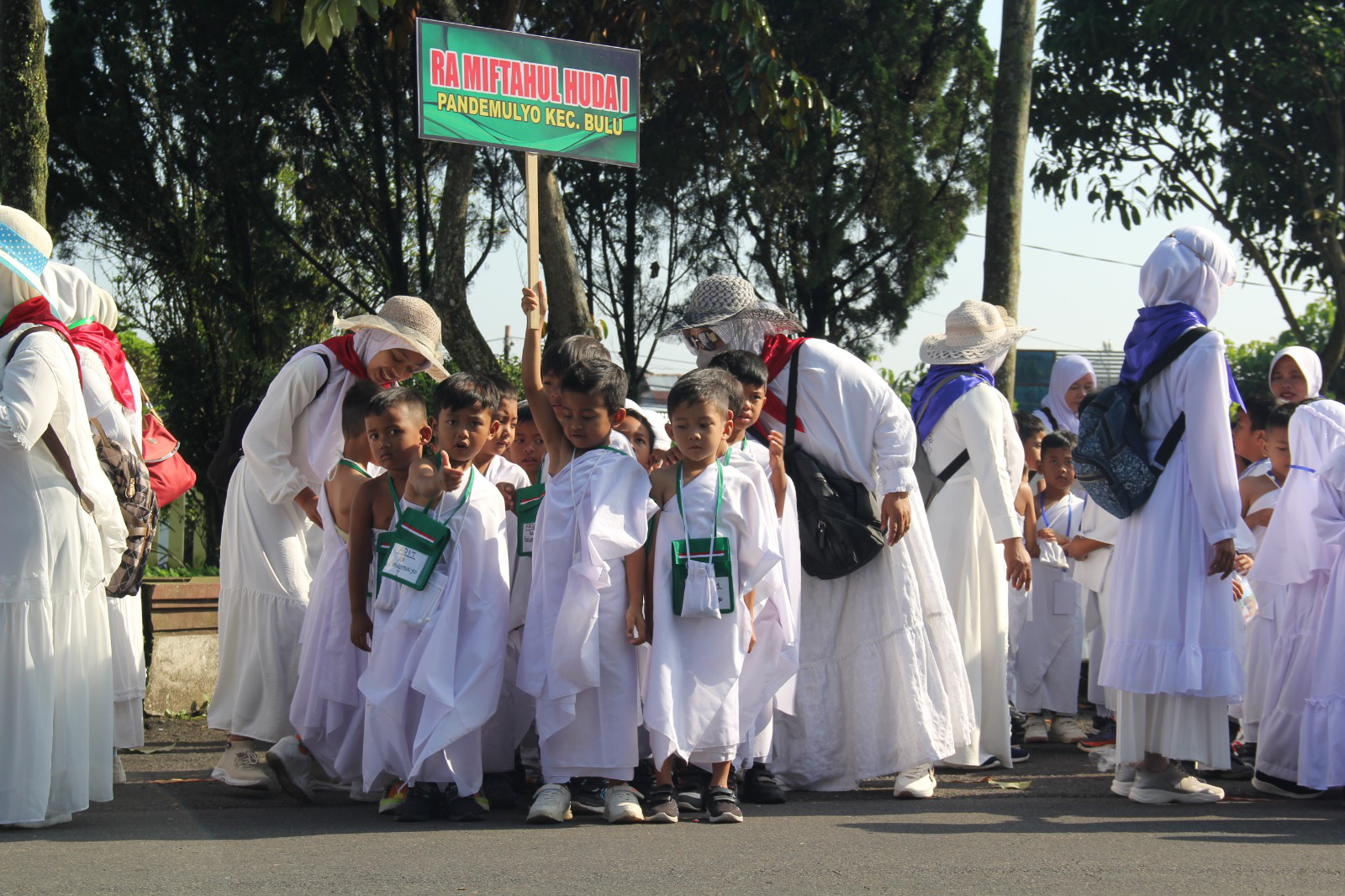 Enam Ribu Anak RA YPMNU Temanggung Ikuti Festival Manasik Haji