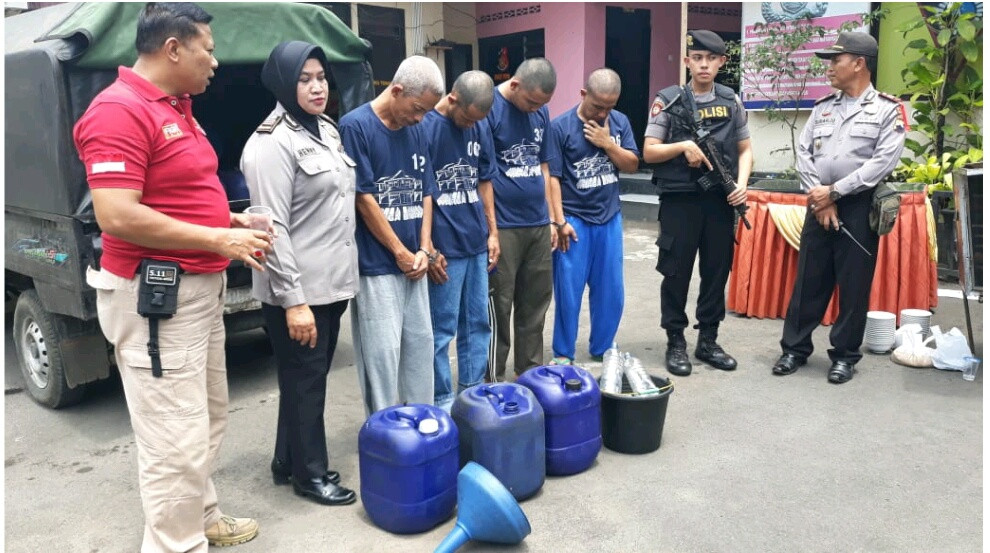 Polisi Amankan Pelaku Penipuan Minyak Goreng di Temanggung 