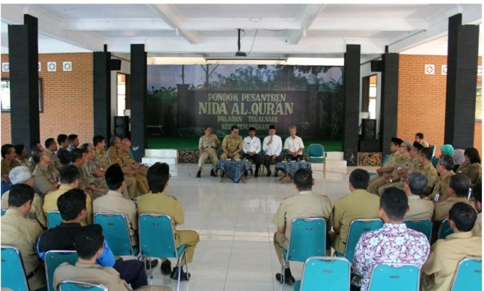 Halal Bi Halal Bersama Mantan Bupati Temanggung, KH. Hasyim Afandi