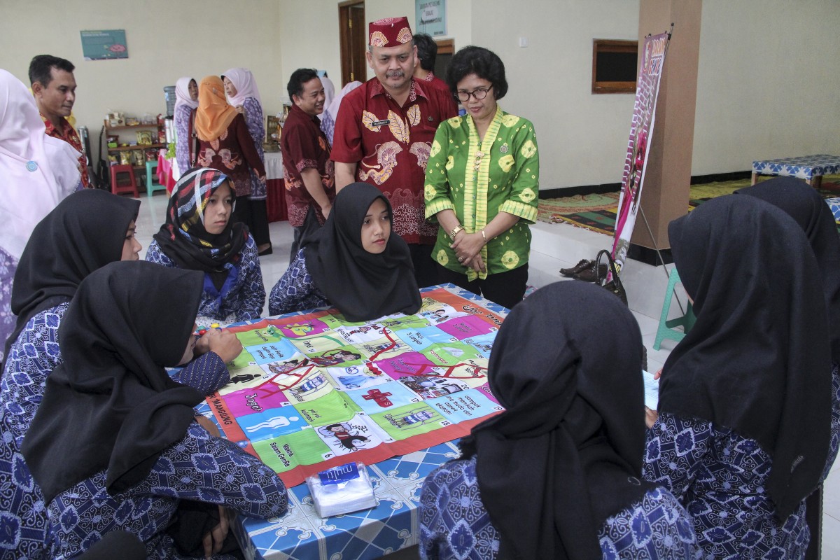 Ular Tangga GenRe, Sarana Edukatif Membangun Keluarga Kecil Bahagia dan Sejahtera