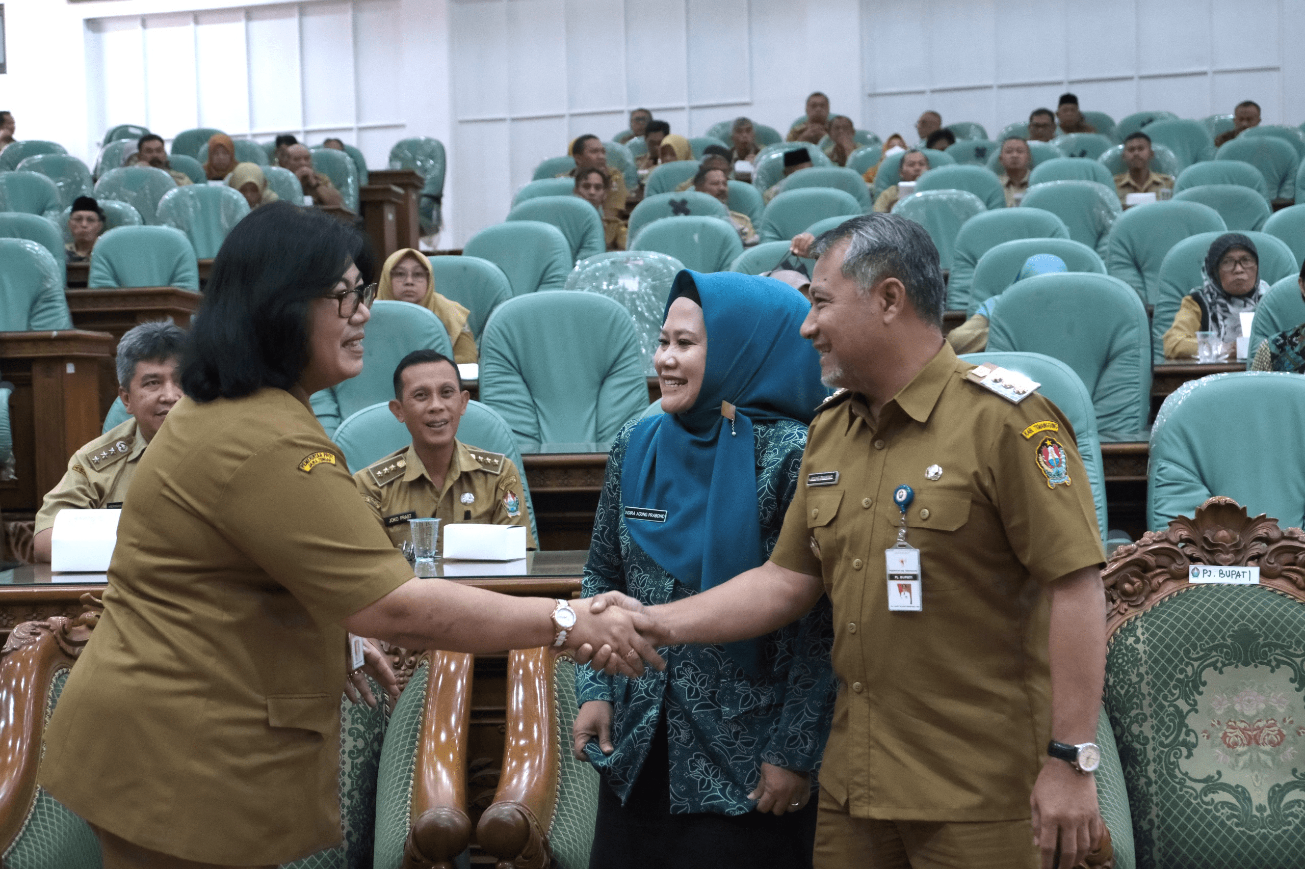 DPPPAPPKB Sinkronisasikan Penyediaan Layanan Rujukan Lanjutan bagi Perempuan Korban Kekerasan