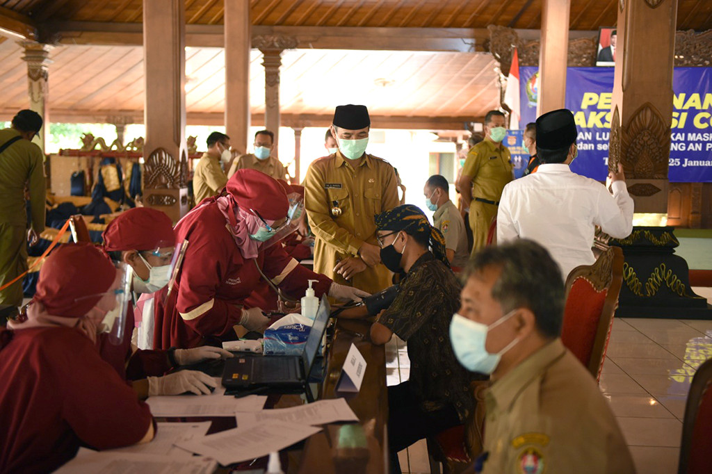 Vaksinasi Covid 19 di Kabupaten Temanggung Resmi Dicanangkan