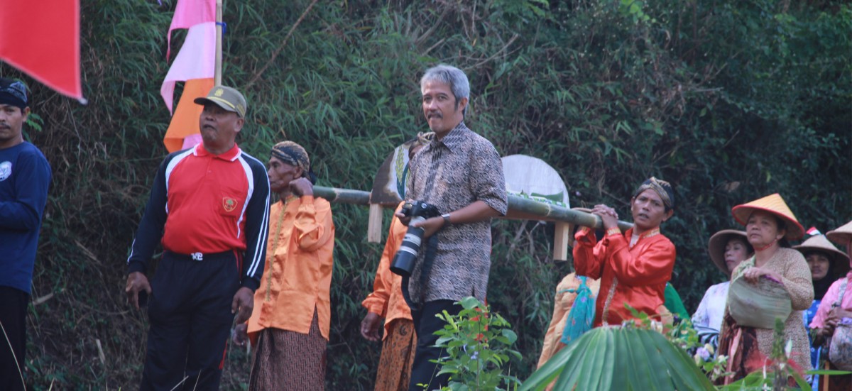 Wabup Temanggung Ikut Hunting Foto di Dhawuhan Seplangkrong