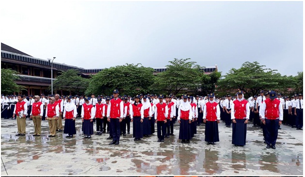 SMP Negeri 2 Temanggung Berangkatkan 27 Siswa ke Thailand