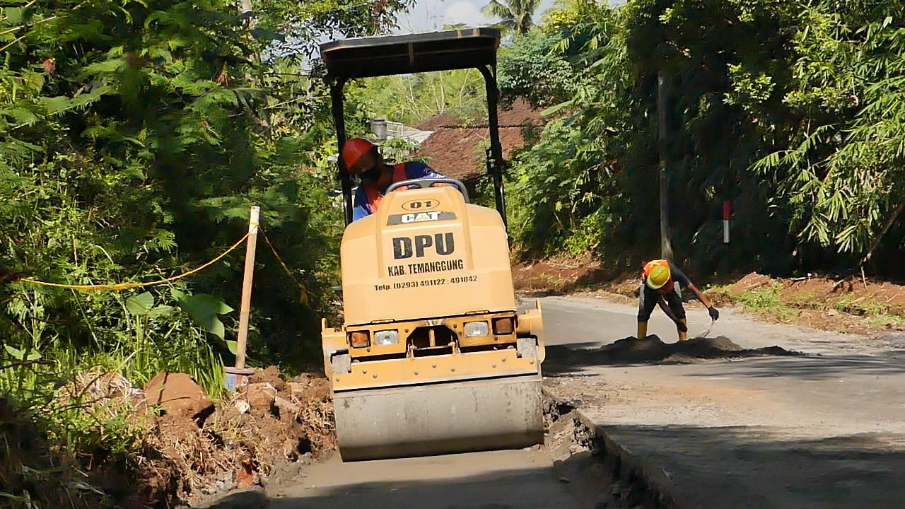 DPUPR Tingkatkan Jalan Kabupaten Wilayah Temanggung Utara