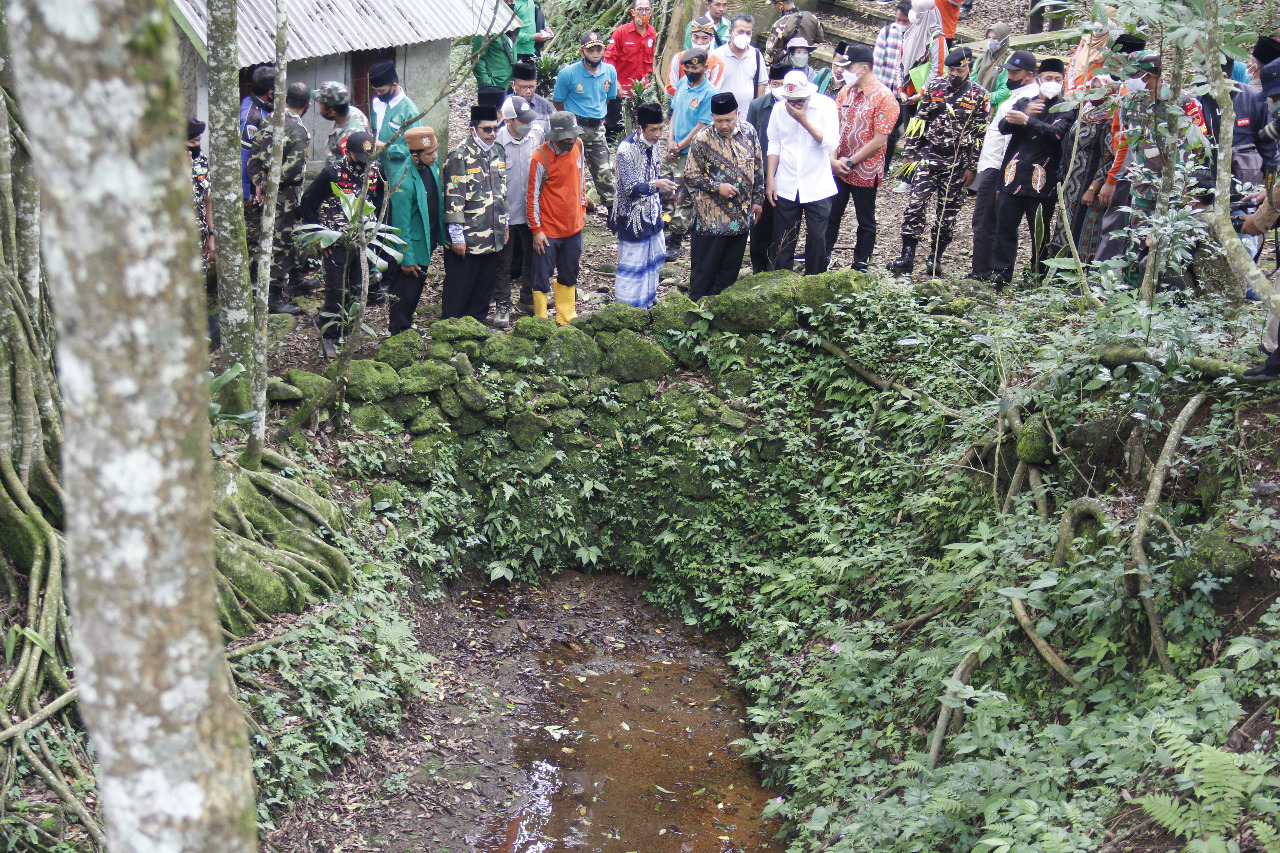 13.000 Hektare Lahan Gunung Sumbing, Sindoro, Prahu Kritis