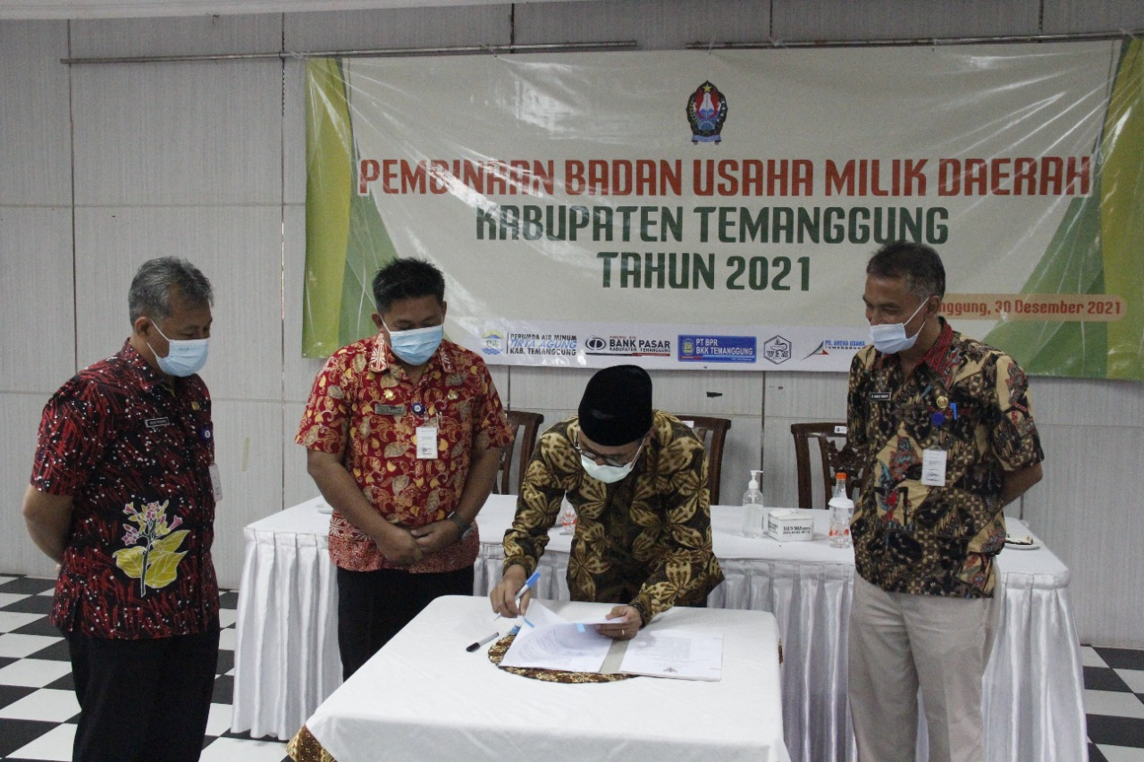 Bupati Lakukan Pembinaan BUMD