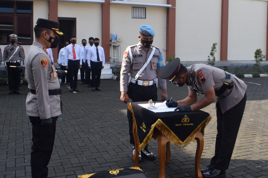 Pimpin Sertijab Kasat Reskrim, Ini Pesan Kapolres Temanggung Kepada Seluruh Personel