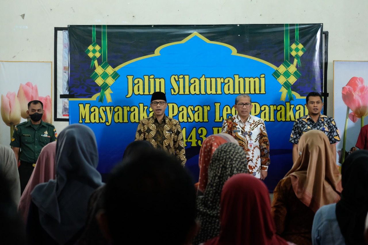 Bupati Ajak Masyarakat Belanja di Pasar Tradisional