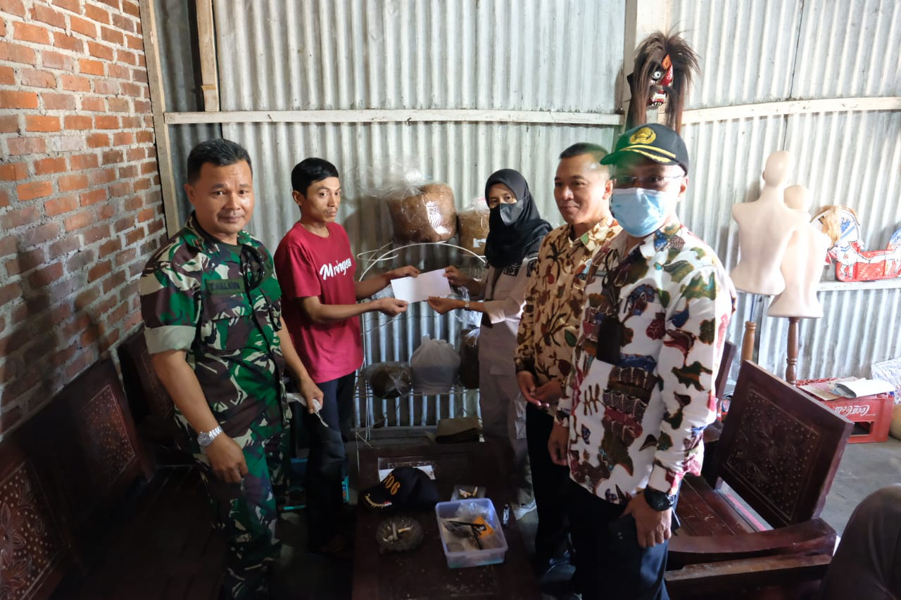 BPBD Temanggung Salurkan Bantuan Sosial Bagi Korban Terdampak Bencana