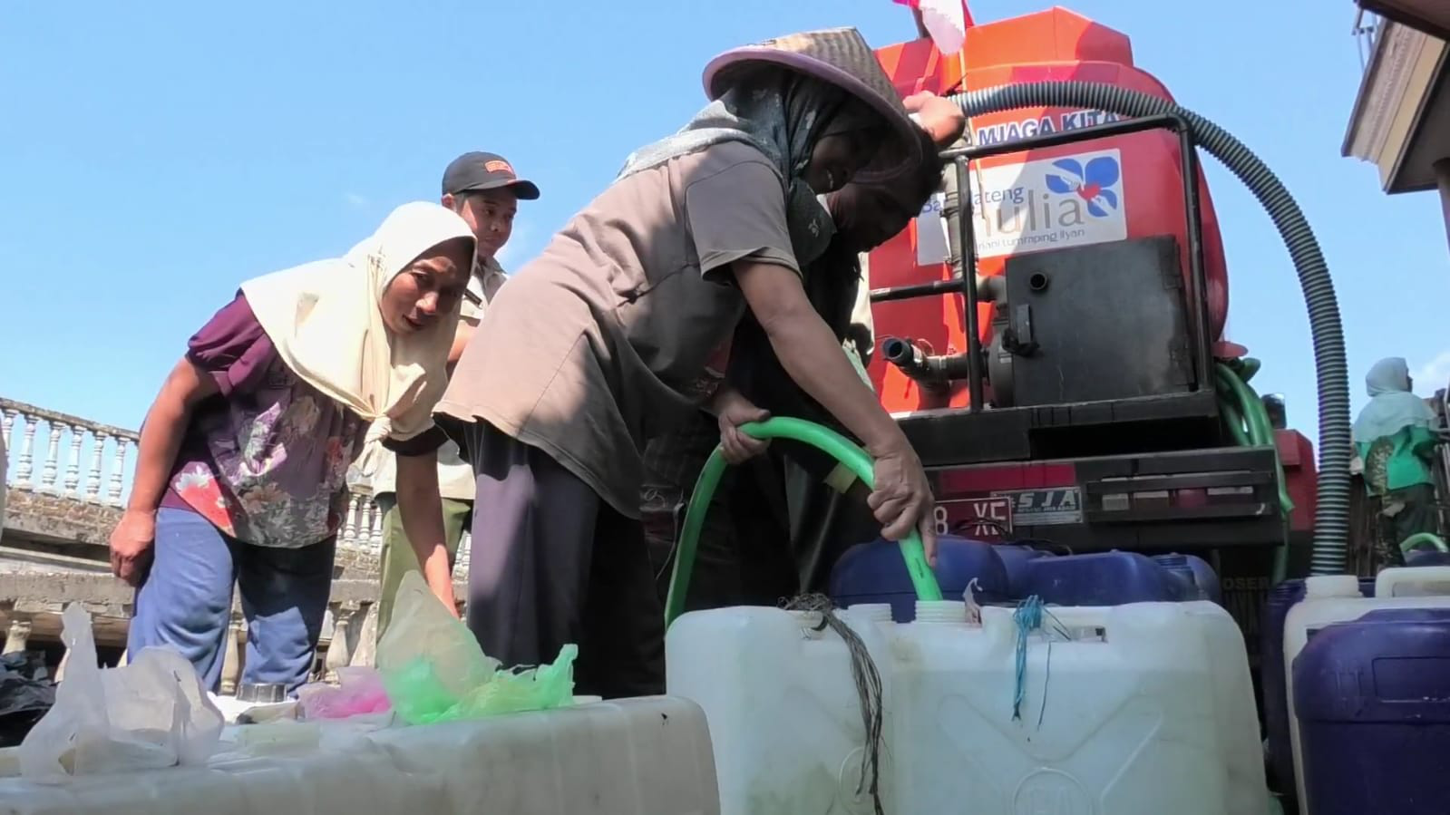 BPBD Temanggung Telah Salurkan Seratus Ribu Liter Air Bersih