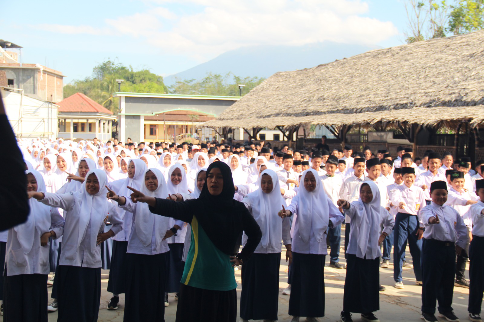 SMP Nur Lintang Antusias Kampanye Jo Kawin Bocah