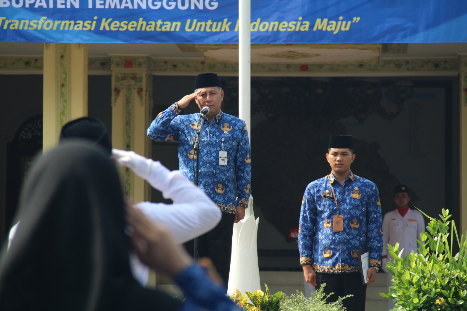 Peringati Hari Kesehatan Nasional ke-59, Pemkab Temanggung Gelar Upacara Bendera