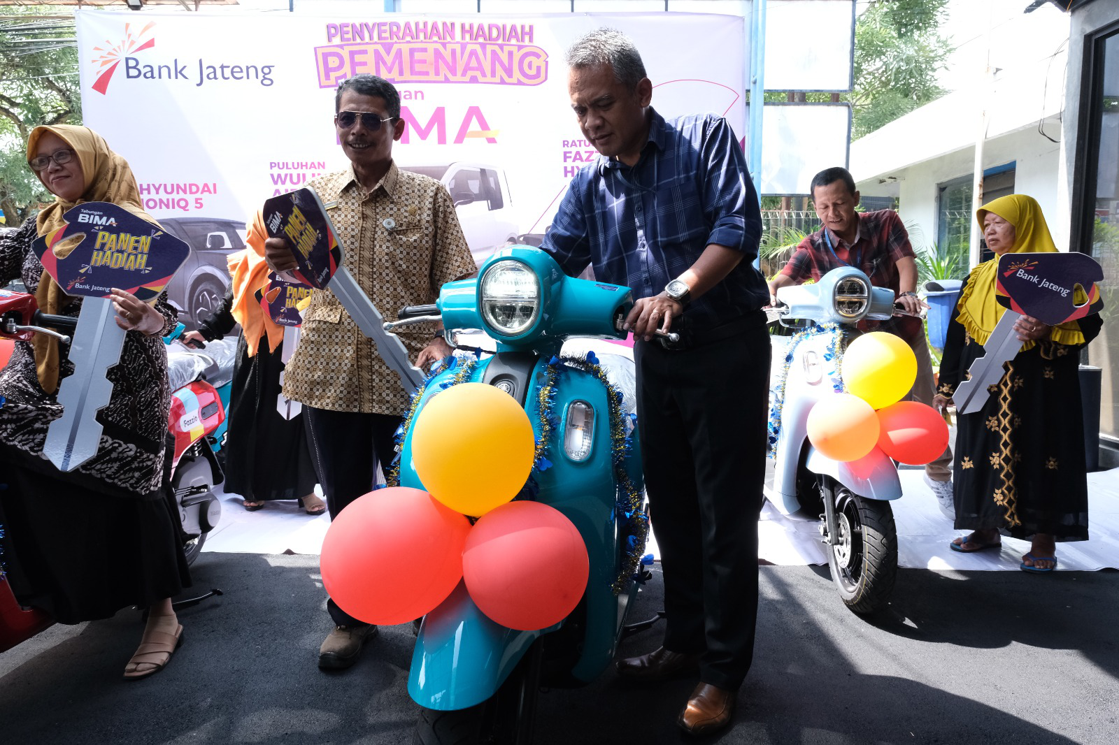 Bank Jateng Cabang Temanggung Bagikan Hadiah Pemenang Undian Tabungan Bima Periode I