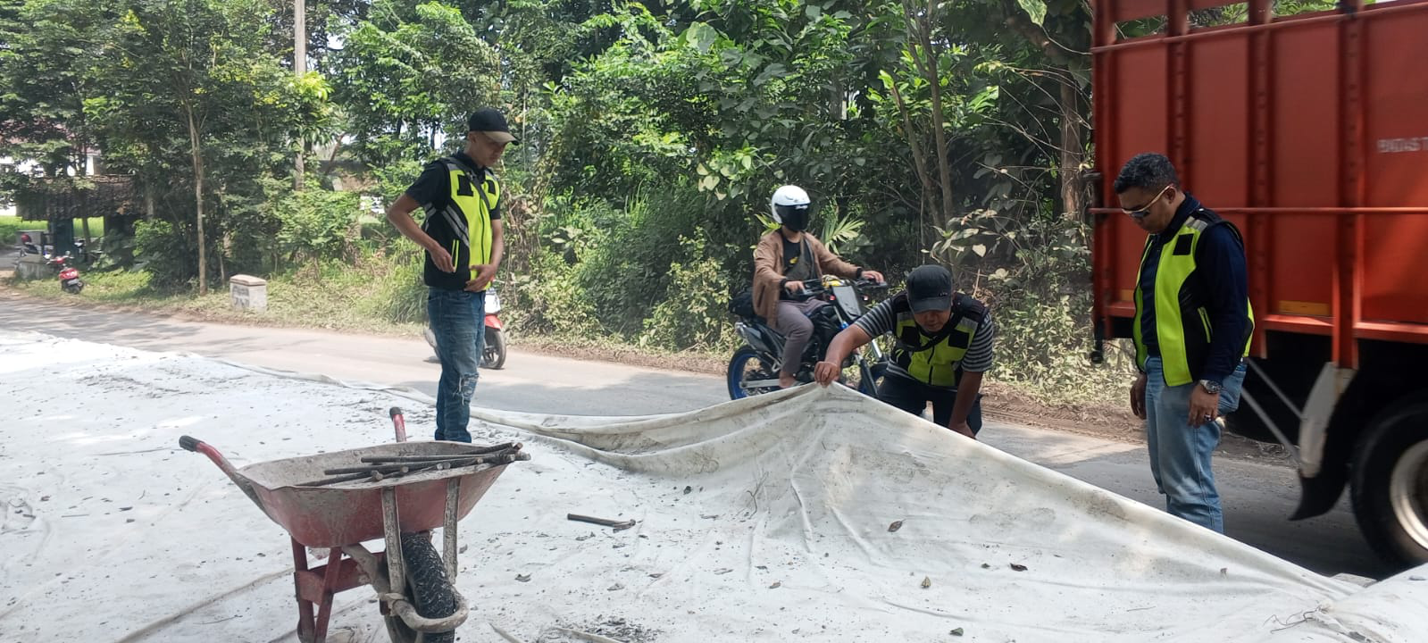 Jalan Lingkar Temanggung Mulai Dibetonisasi