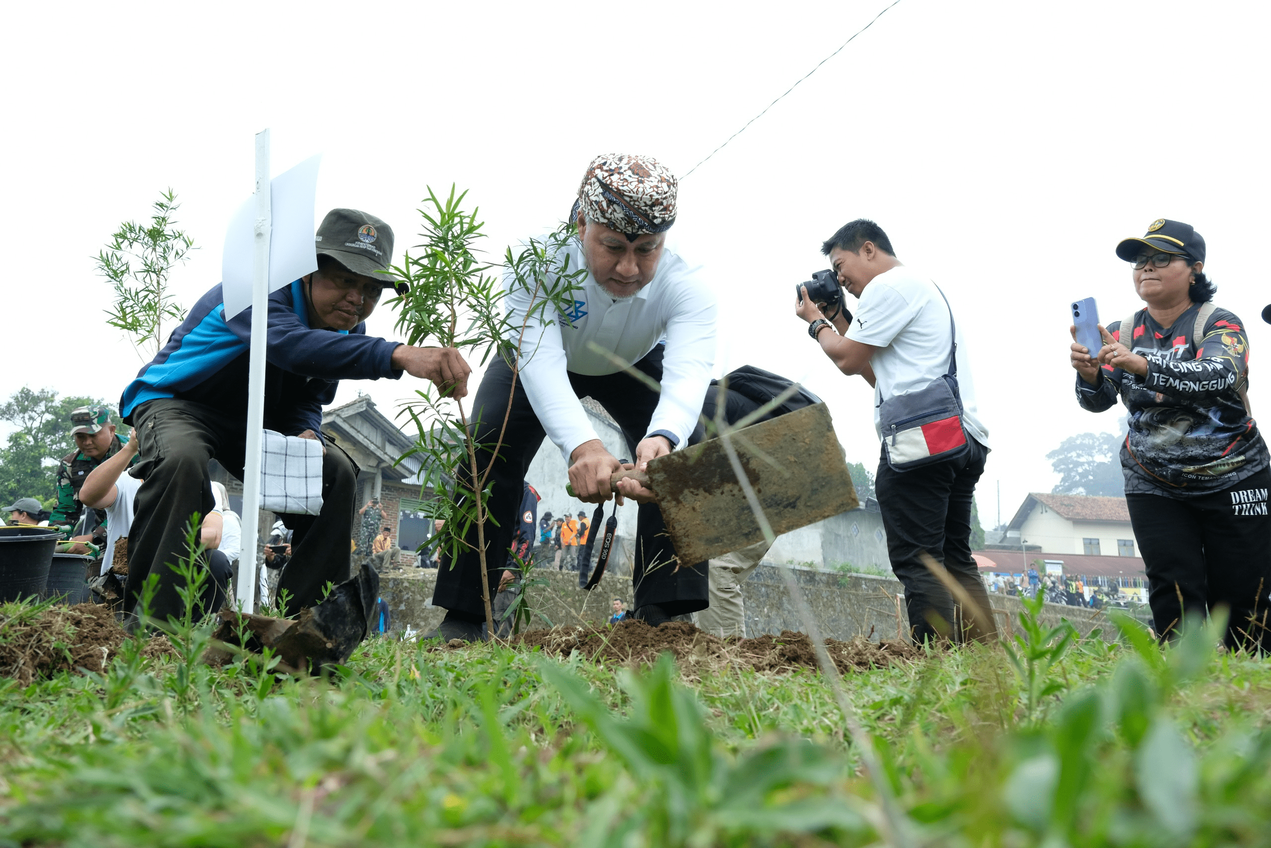 Perlu Sinergitas dan Kerja Keras Seluruh Pihak untuk Atasi Krisis Iklim