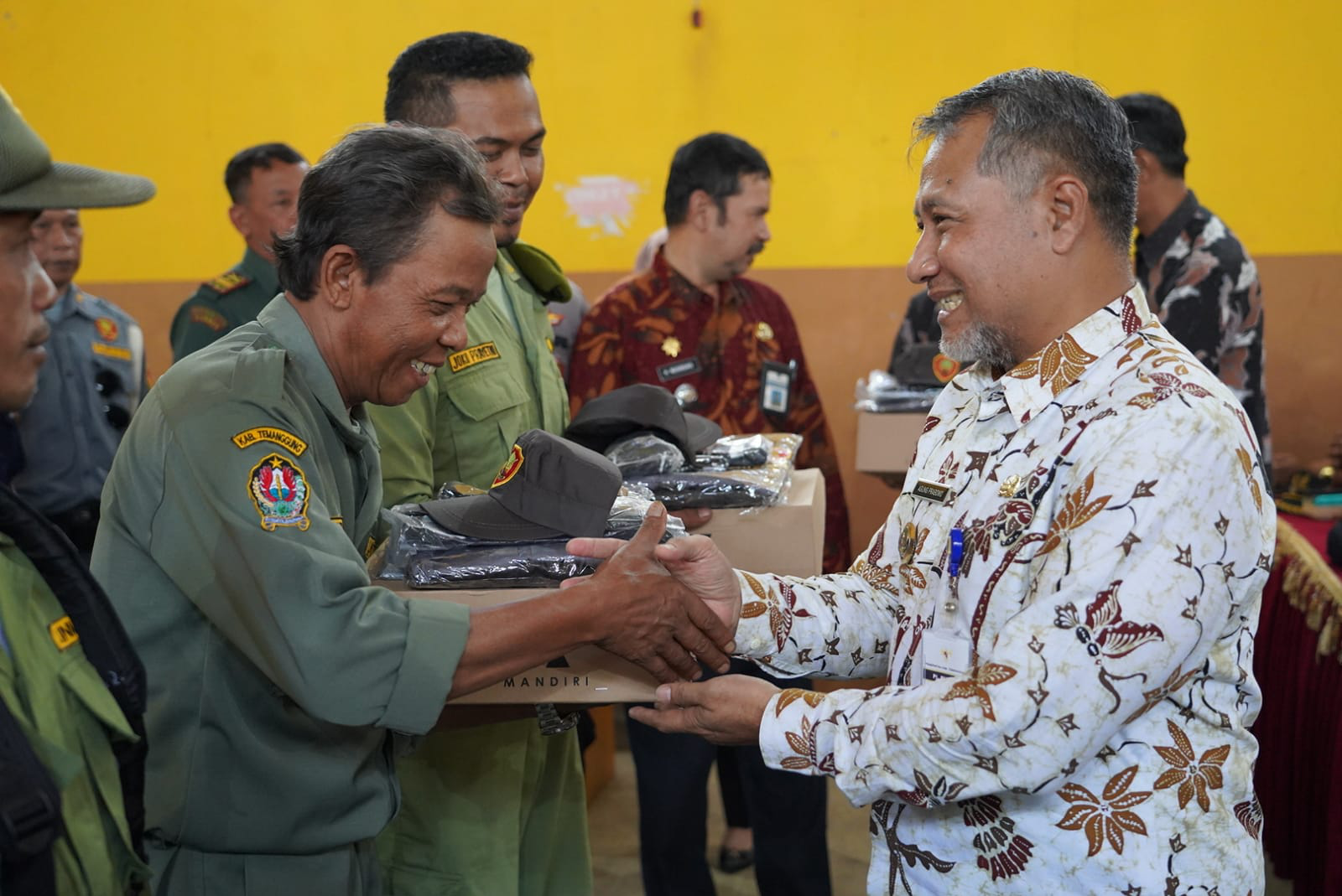 Pj. Bupati: Linmas Miliki Peran Penting dalam Menjaga Ketentraman Masyarakat