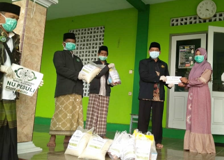 Laziz NU Salurkan Bantuan Pada Warga Terdampak Covid-19