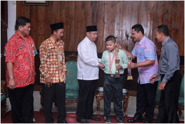 Muhammad Fikri Aufa, Raih Medali Emas Olimpiade Sains Nasional Tingkat SD