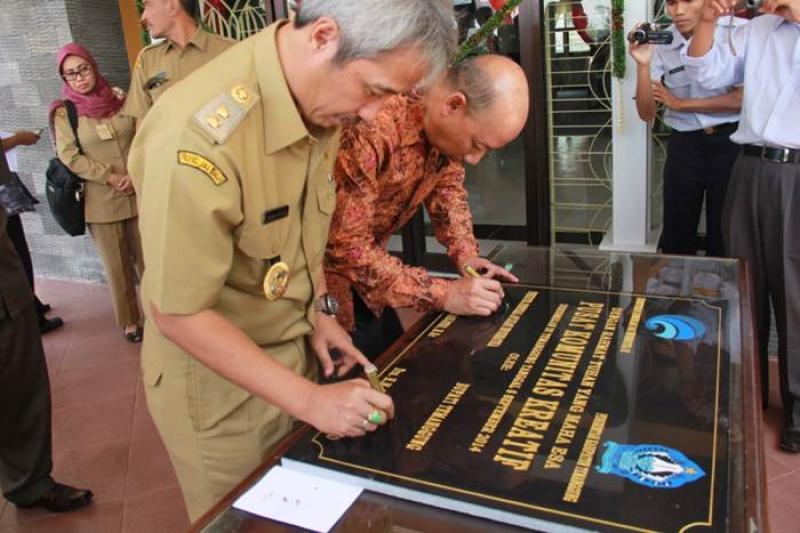 PERESMIAN PUSAT KOMUNITAS KREATIF TEMANGGUNG OLEH DIRJEN APLIKASI INFORMATIKA KEMENTERIAN KOMINFO