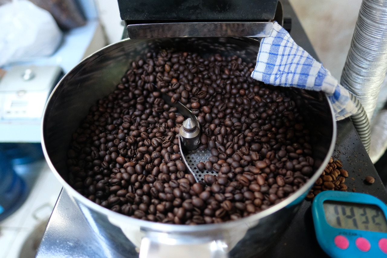 Rumah Kopi Temanggung Tetap Berproduksi Selama Pandemi