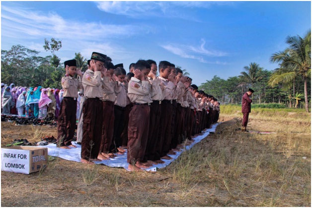 Siswa SD di Temanggung Gelar Sholat Ghaib Untuk Korban Gempa Lombok