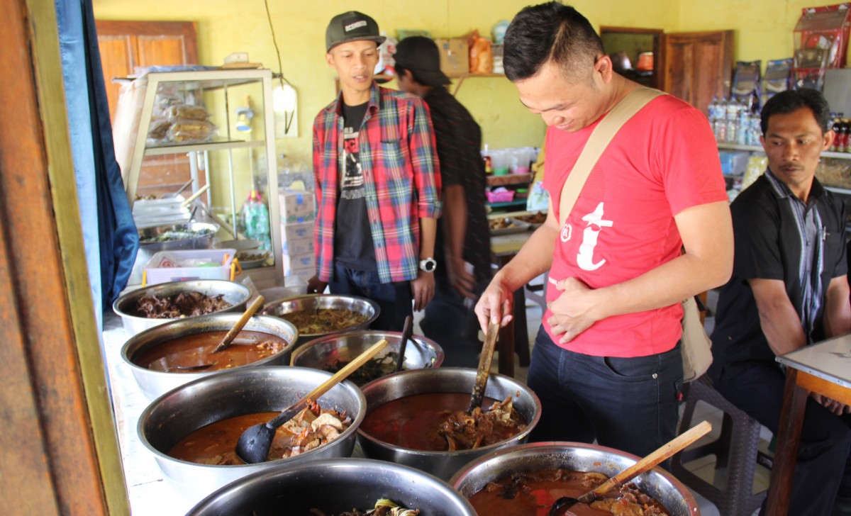 TENGKLENG MAK NOK TEGOWANO, KULINER TRADISIONAL YANG BIKIN KANGEN 